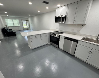 5720 13th Avenue N - Photo Thumbnail 23