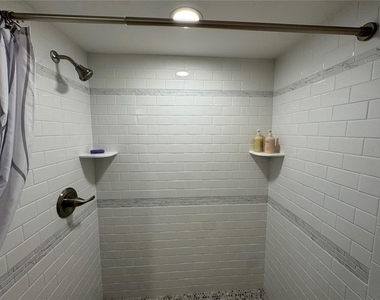 5720 13th Avenue N - Photo Thumbnail 15