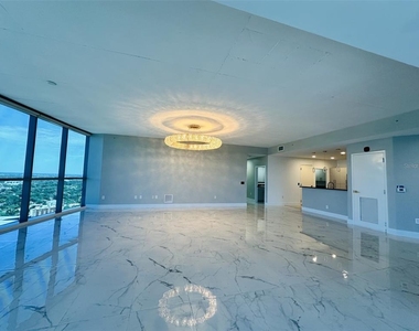 111-3 Washington Street - Photo Thumbnail 2