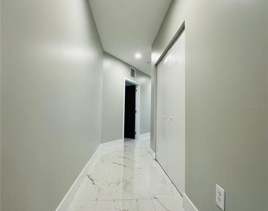 111-3 Washington Street - Photo Thumbnail 14