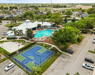 8101 Coconut Palm Way - Photo Thumbnail 26