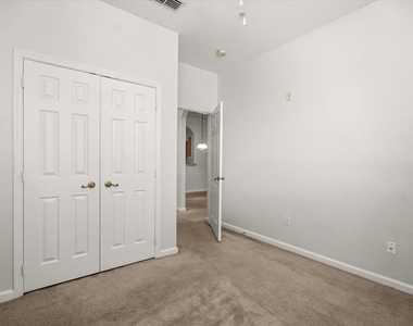 8101 Coconut Palm Way - Photo Thumbnail 16