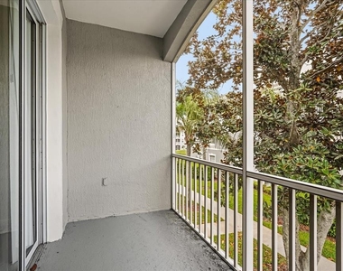 8101 Coconut Palm Way - Photo Thumbnail 20