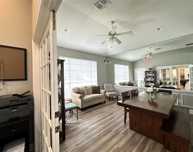 16724 Rolling Green Drive - Photo Thumbnail 53