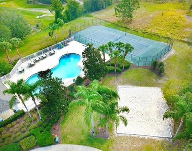 16724 Rolling Green Drive - Photo Thumbnail 54