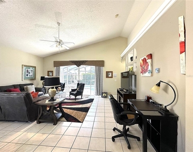 16724 Rolling Green Drive - Photo Thumbnail 24