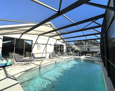 16724 Rolling Green Drive - Photo Thumbnail 40