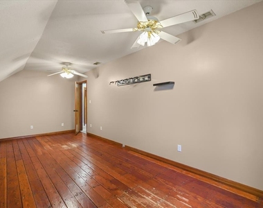 3303 Massee Road - Photo Thumbnail 15