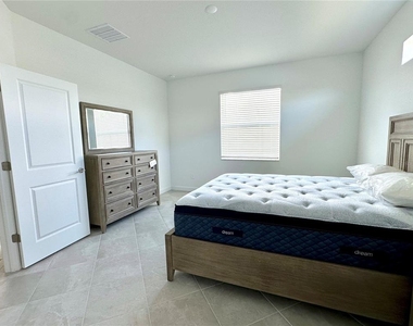 8225 Shore Lake Drive - Photo Thumbnail 6