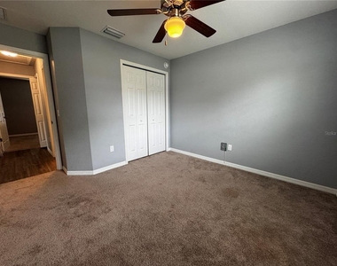 13705 Se 54th Court - Photo Thumbnail 2