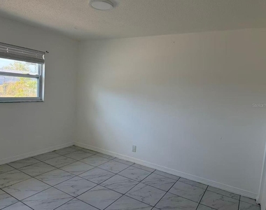 4326 80th Street W - Photo Thumbnail 8