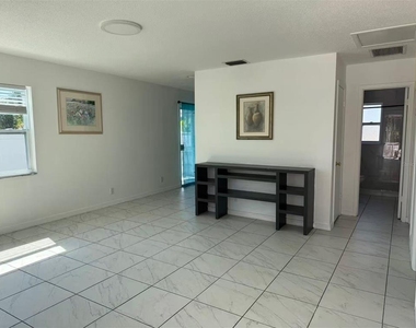 4326 80th Street W - Photo Thumbnail 7