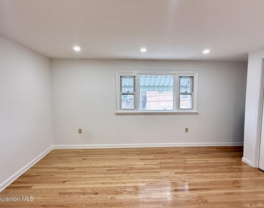 140 Sand Street - Photo Thumbnail 6
