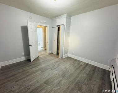 29 White Street - Photo Thumbnail 5