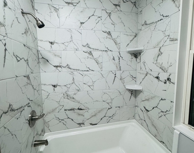 29 White Street - Photo Thumbnail 2