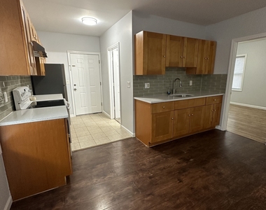 49 Howard Street - Photo Thumbnail 2