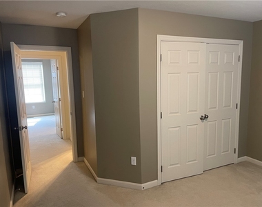 334 Marshall Heights Dr - Photo Thumbnail 19