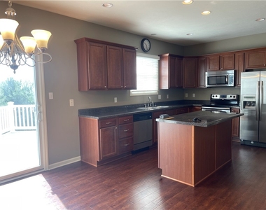 334 Marshall Heights Dr - Photo Thumbnail 13