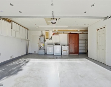 3182 Moonflower Drive - Photo Thumbnail 26