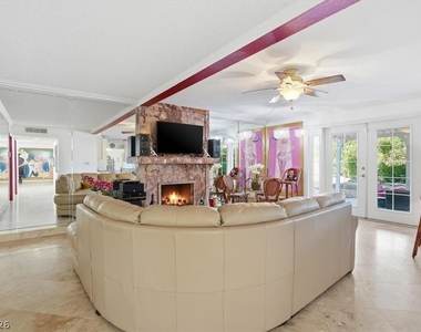 3182 Moonflower Drive - Photo Thumbnail 10