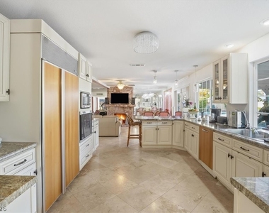 3182 Moonflower Drive - Photo Thumbnail 14