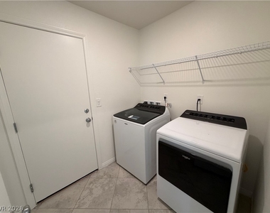 3581 Sorridere Lane - Photo Thumbnail 19