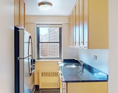 145 4th Avenue - Photo Thumbnail 3