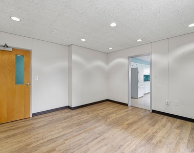 57 St John's Parkside Street - Photo Thumbnail 15