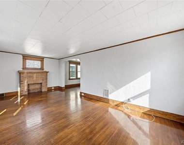 220 Dartmouth Avenue - Photo Thumbnail 5