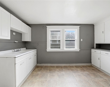 220 Dartmouth Avenue - Photo Thumbnail 9
