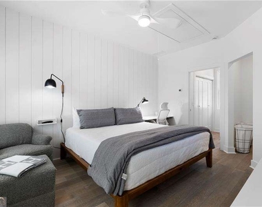 217 Arnold Mill Road - Photo Thumbnail 23