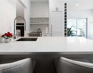 217 Arnold Mill Road - Photo Thumbnail 8