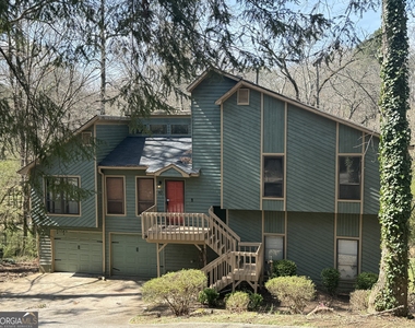 82 Geraldine Drive Se - Photo Thumbnail 1