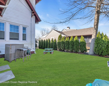 102 Dixon Avenue - Photo Thumbnail 32