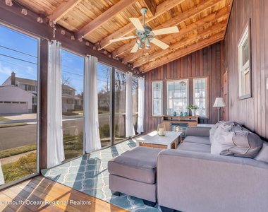 102 Dixon Avenue - Photo Thumbnail 20
