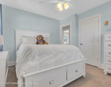 102 Dixon Avenue - Photo Thumbnail 27