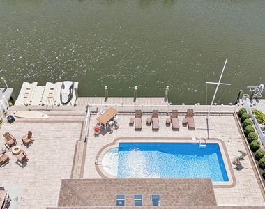 242 Curtis Point Drive - Photo Thumbnail 32