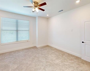 349 Mule Deer Drive - Photo Thumbnail 13
