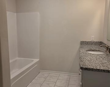 3408 Brookstone Drive - Photo Thumbnail 6