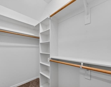 3408 Brookstone Drive - Photo Thumbnail 18