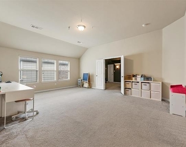 10513 Sedalia Drive - Photo Thumbnail 23