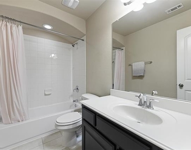 10513 Sedalia Drive - Photo Thumbnail 30