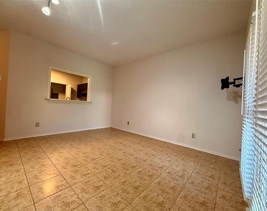 14277 Preston Road - Photo Thumbnail 1
