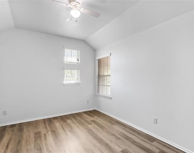 524 Mount Olive Avenue - Photo Thumbnail 30