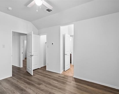 524 Mount Olive Avenue - Photo Thumbnail 31