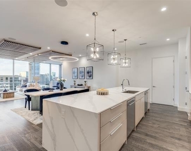 2200 Victory Avenue - Photo Thumbnail 11