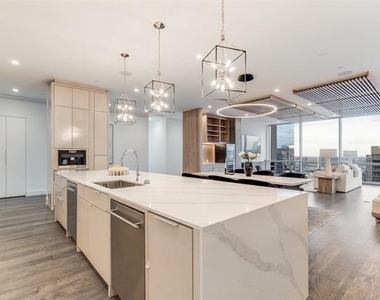2200 Victory Avenue - Photo Thumbnail 10