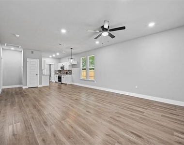 6147 Shawnee Drive - Photo Thumbnail 1