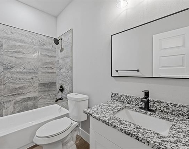 6147 Shawnee Drive - Photo Thumbnail 13