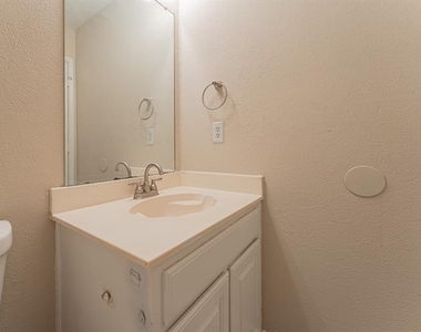 5807 Rock Meadow Trail - Photo Thumbnail 21